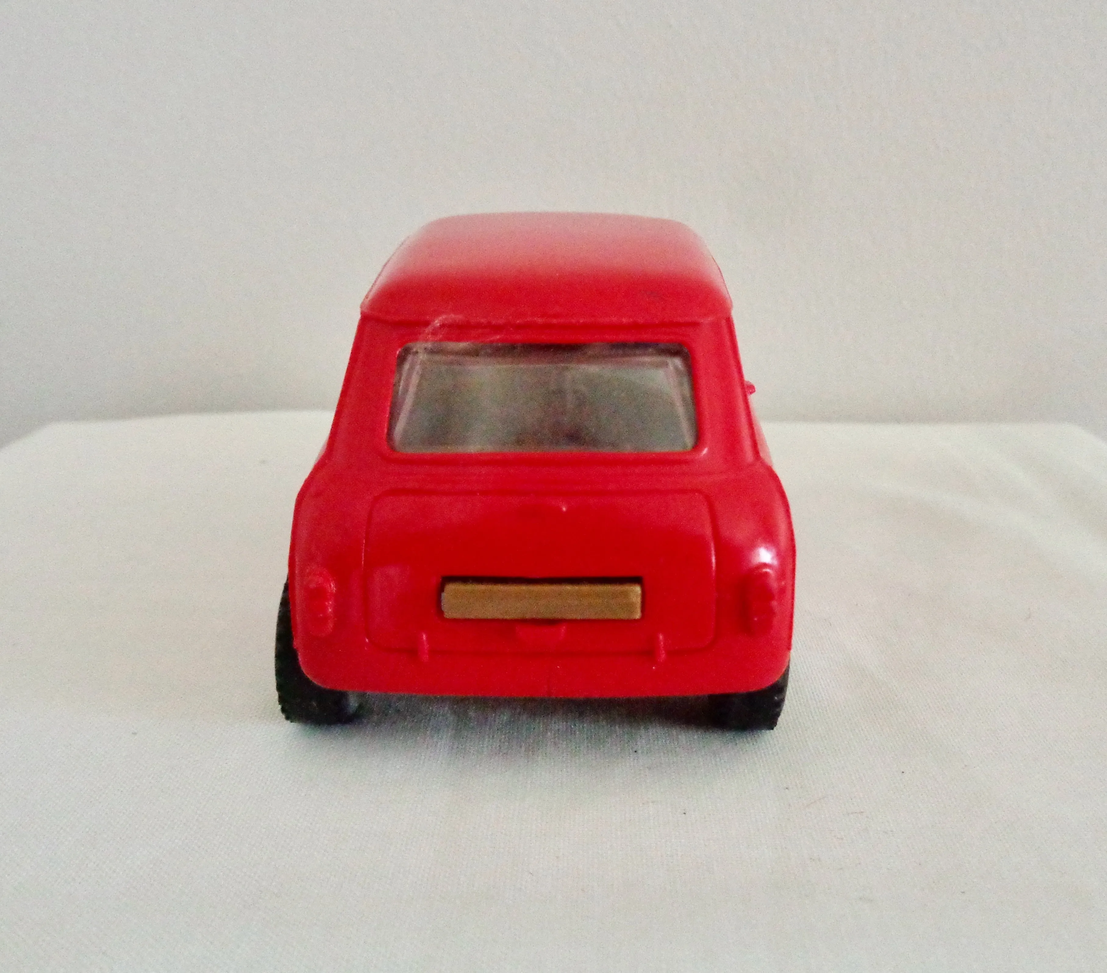 1960s Scalextric C76 Red Austin Cooper FWD