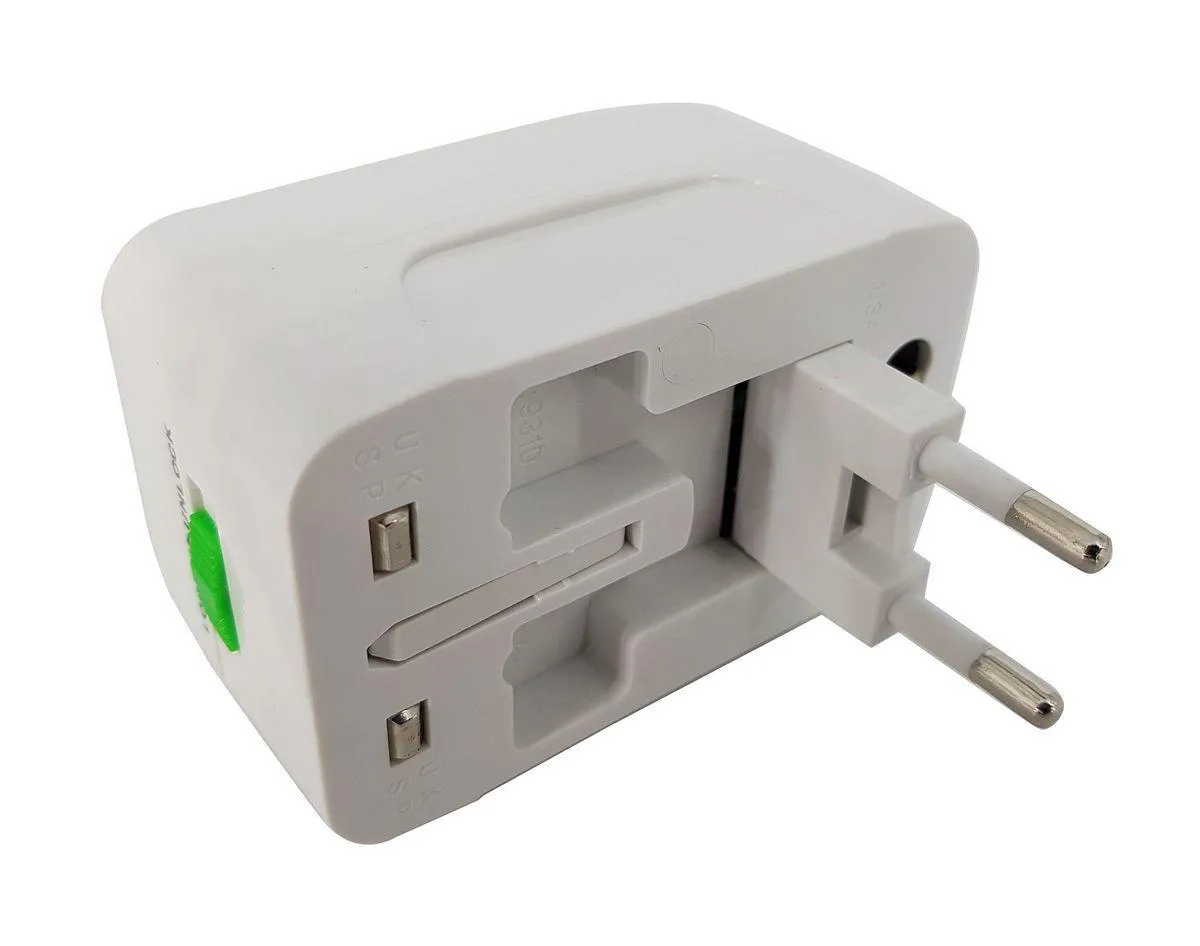 ANDOWL UNIVERSAL TRAVEL ADAPTOR 2A UK/USA/EURO/AUS