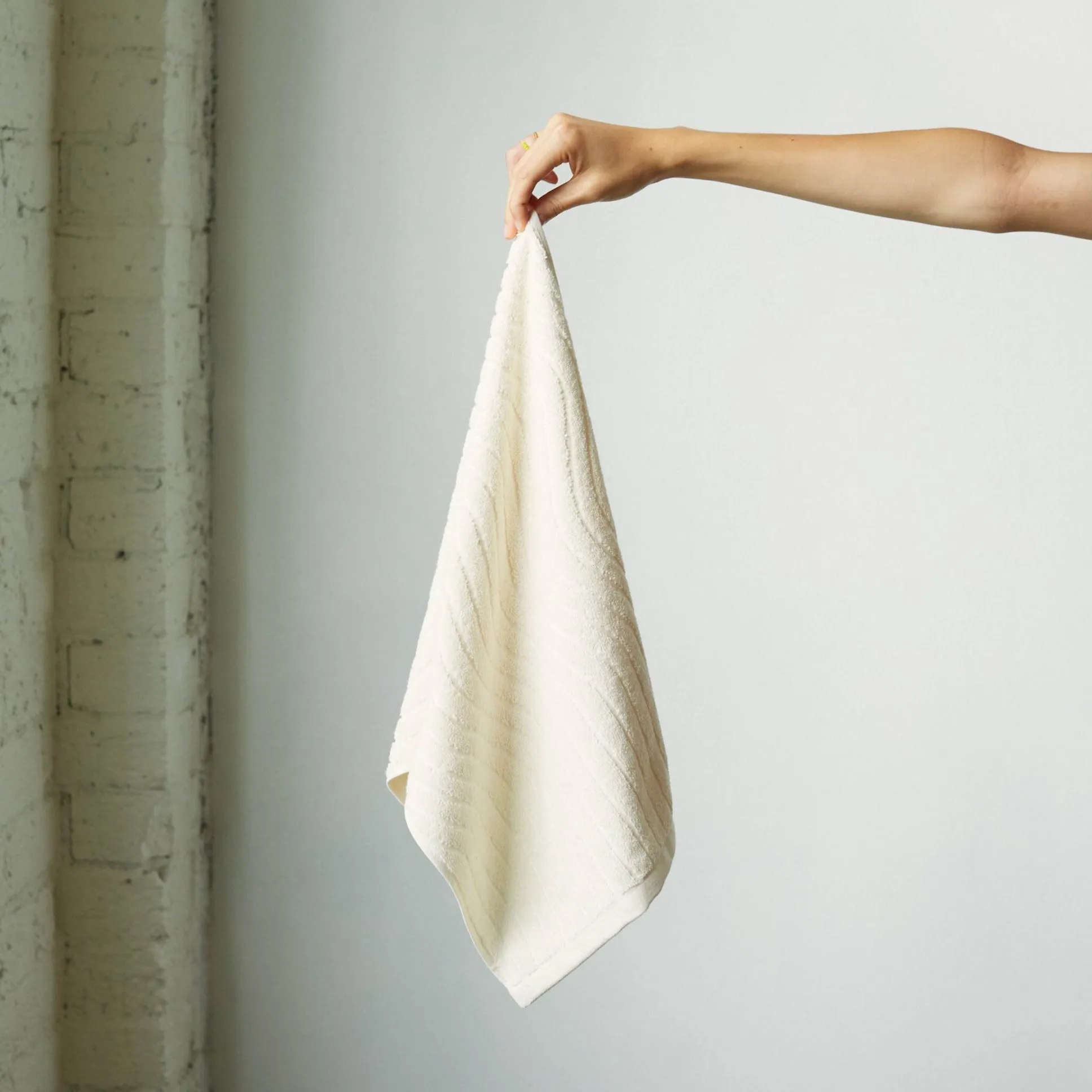 Baina | Virginia Hand Towel in Ivory