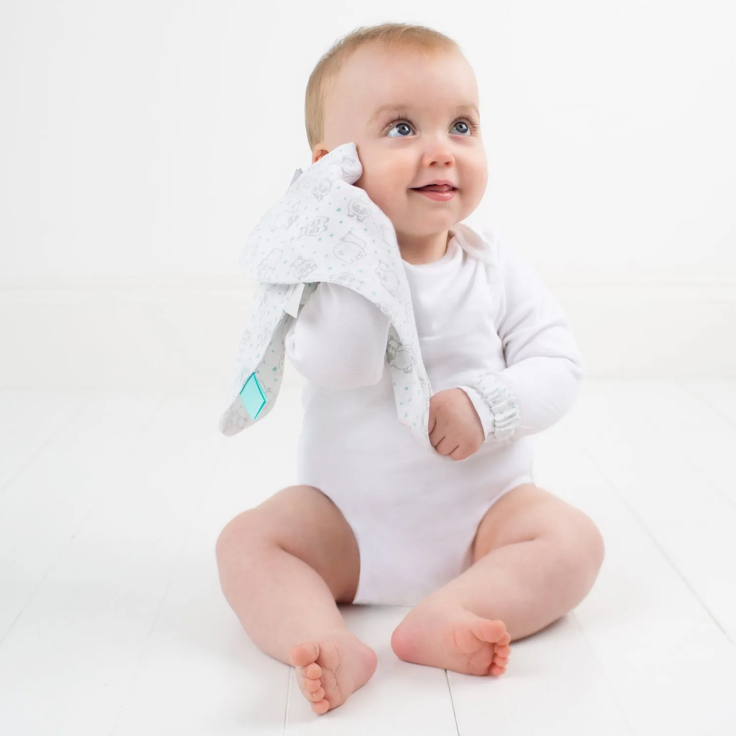 Cheeky Chompers Muslin Comforter Cheeky Hippo