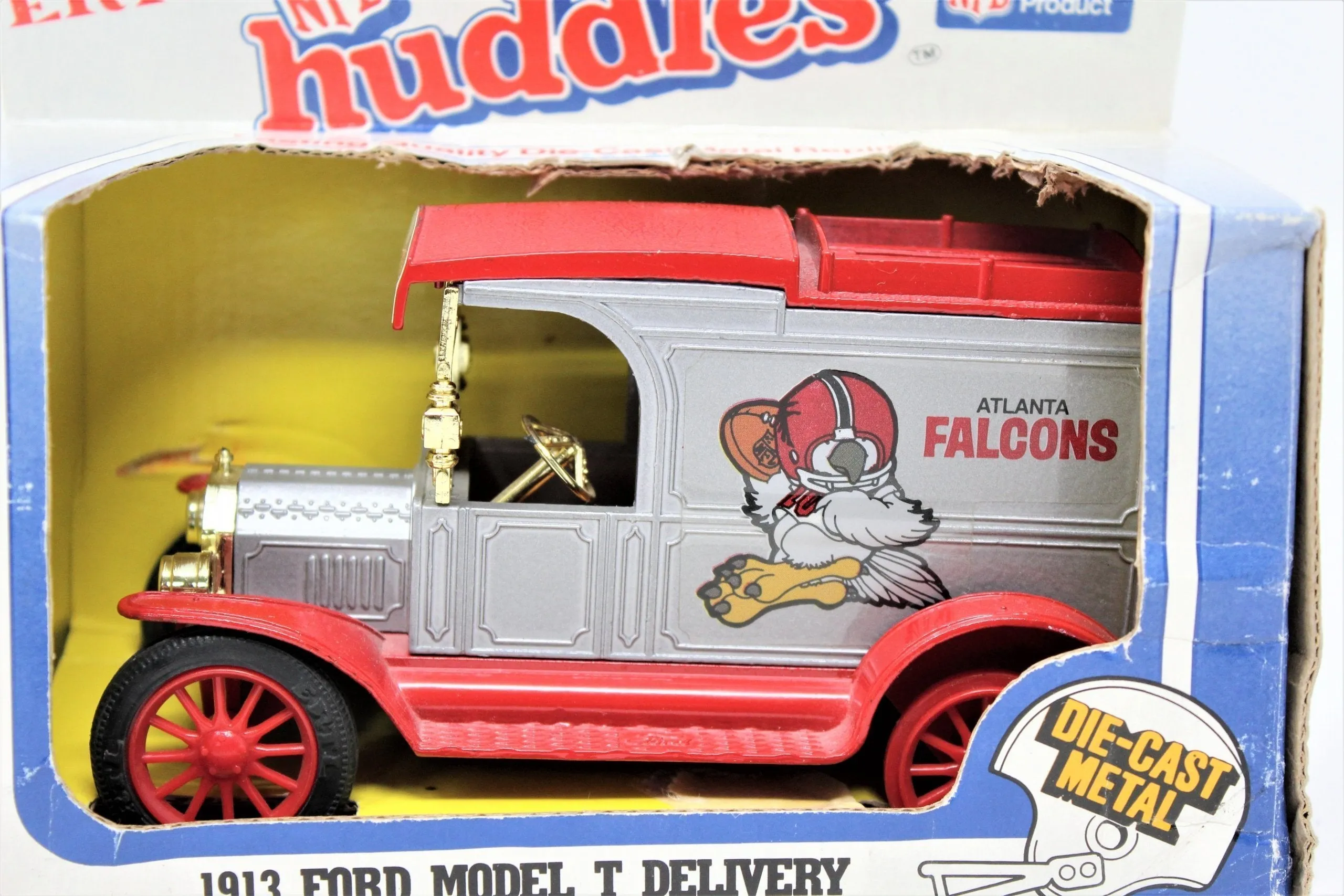 Coin Bank, ERTL, NFL huddles Atlanta Falcons, 1913 Ford Model T, 1983, Vintage