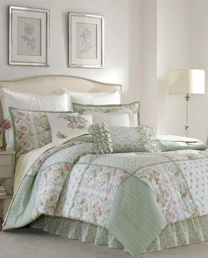 Harper Comforter Set