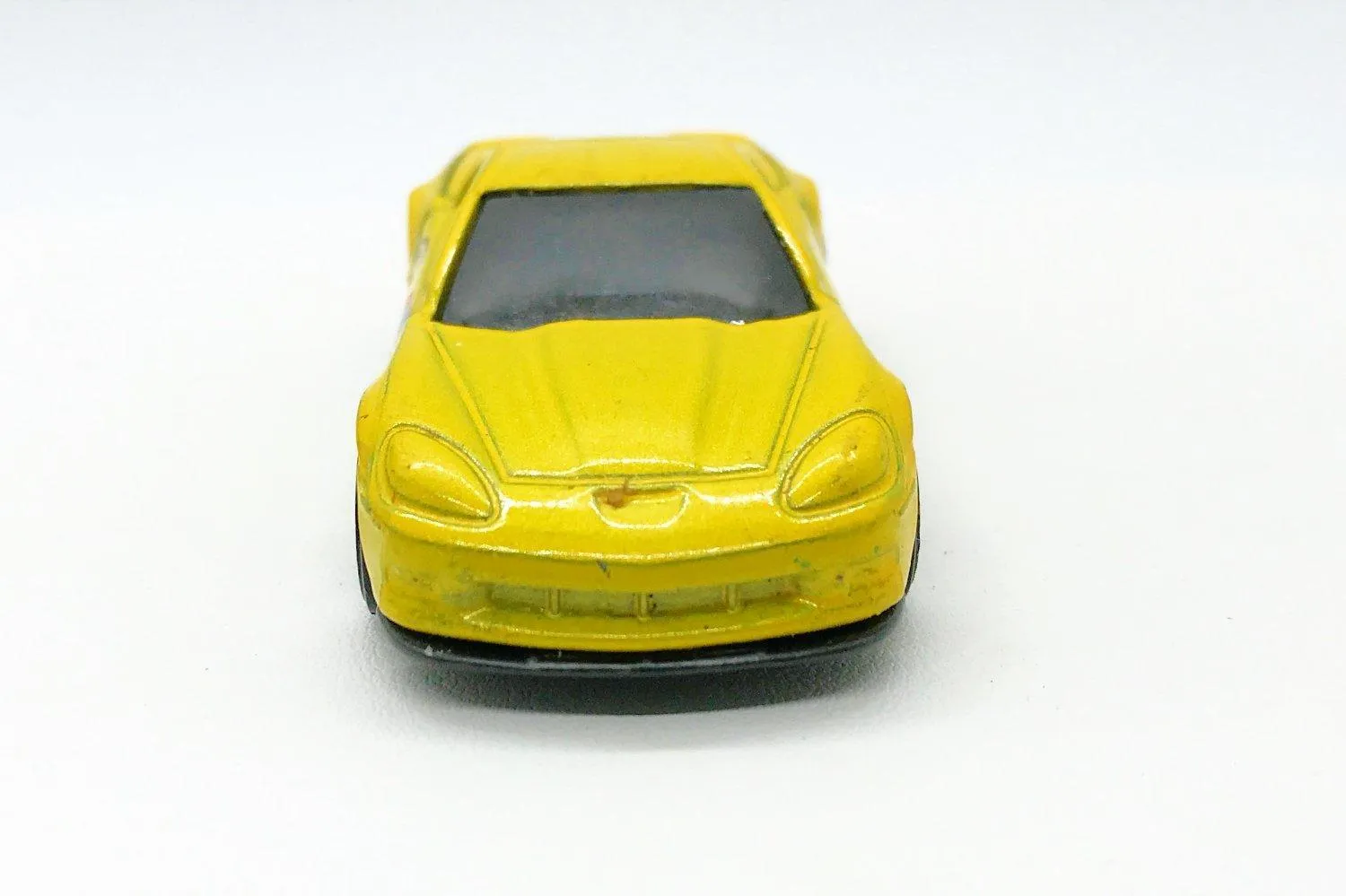 Hot Wheels Yellow '12 Corvette Club (2020)