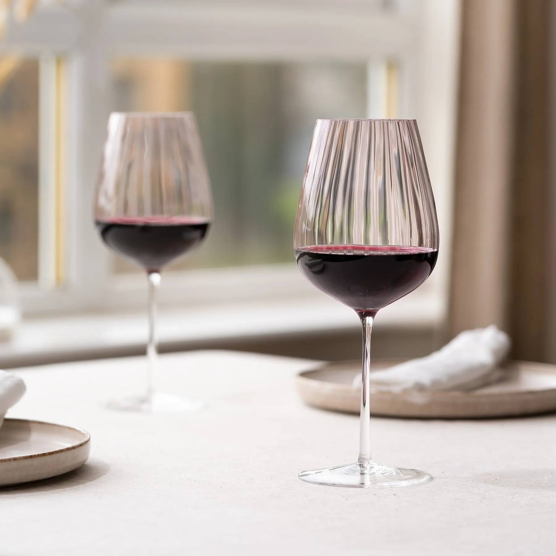 Round Up Dusty Rose Set of 2 Red wine glasses