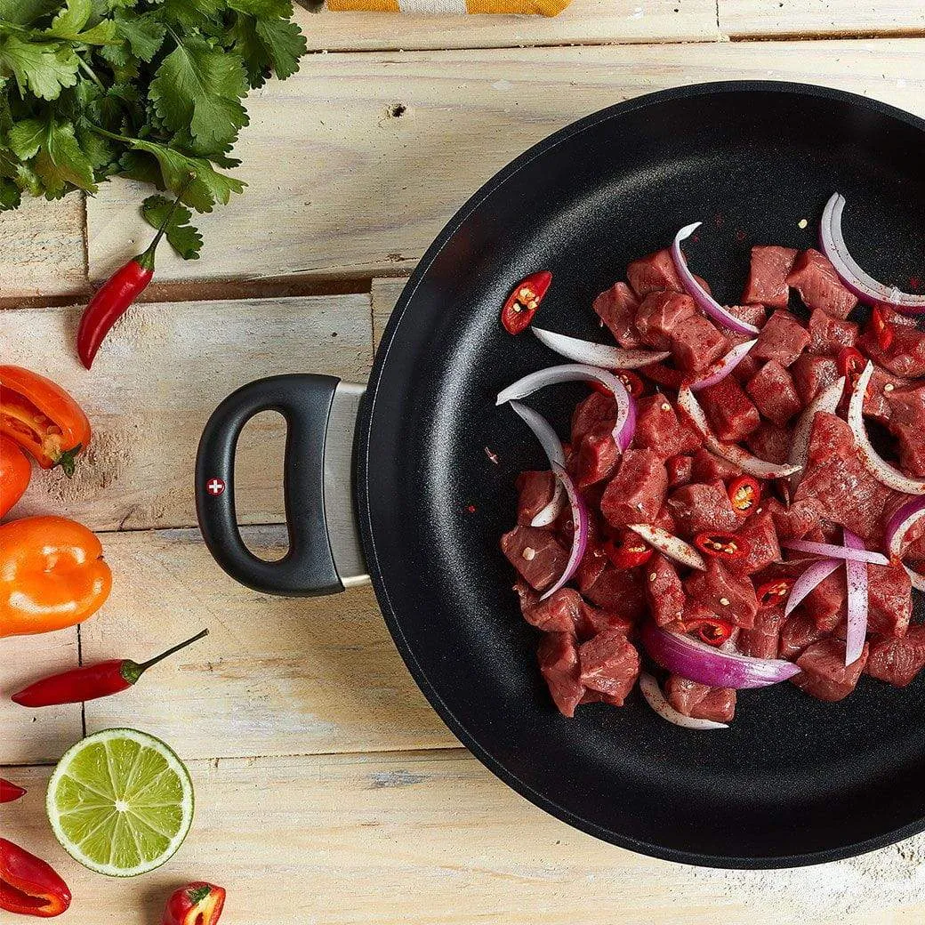 Swiss Diamond XD Nonstick Sauteuse Pan with Lid