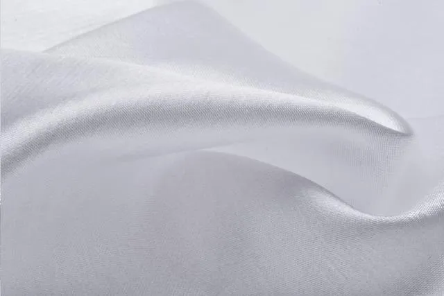 Tablecloth 90" X 132" White Majestic