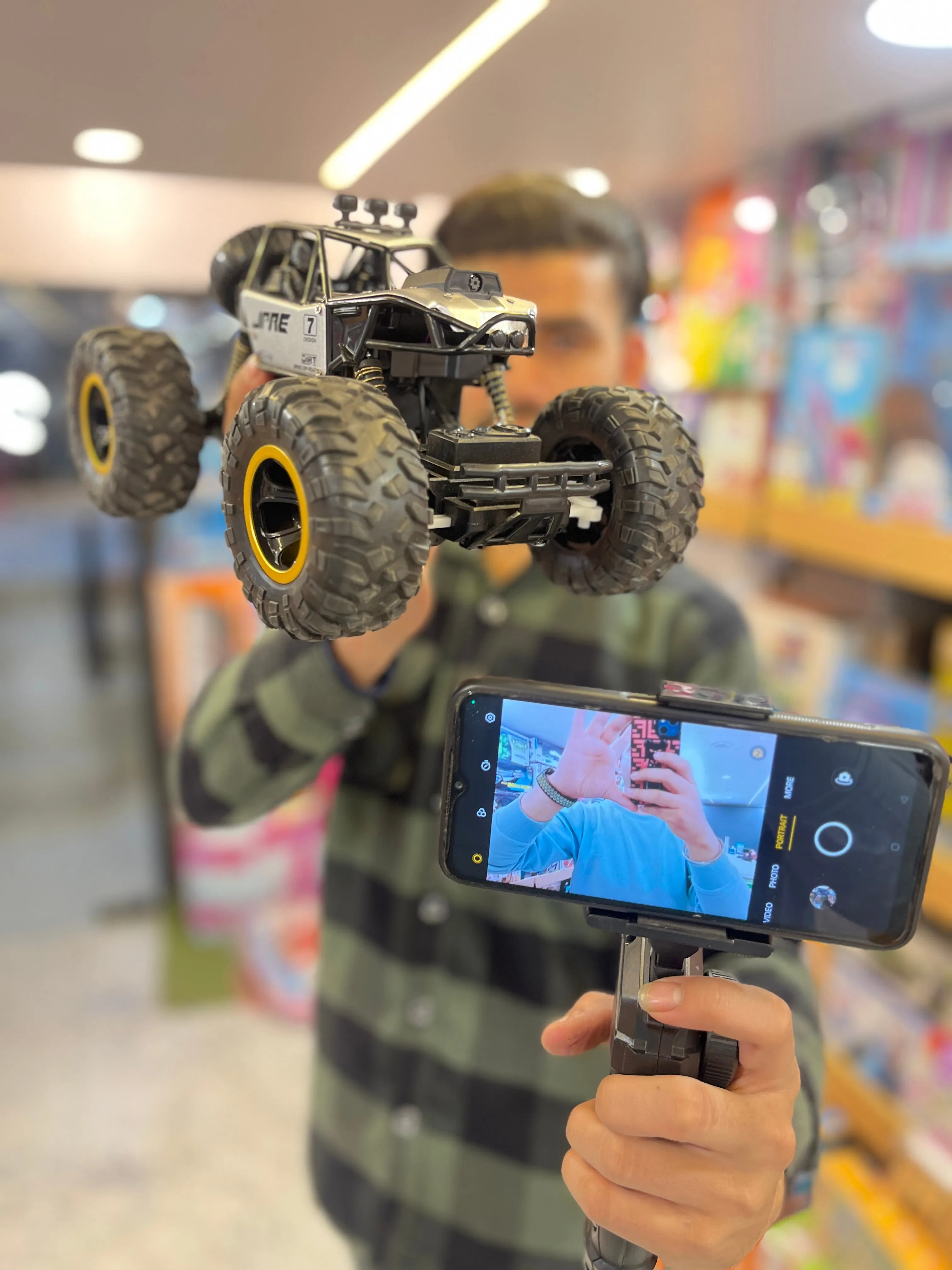 Wifi car with camera - rc camera car with mobile app connectivity - remote car with camera