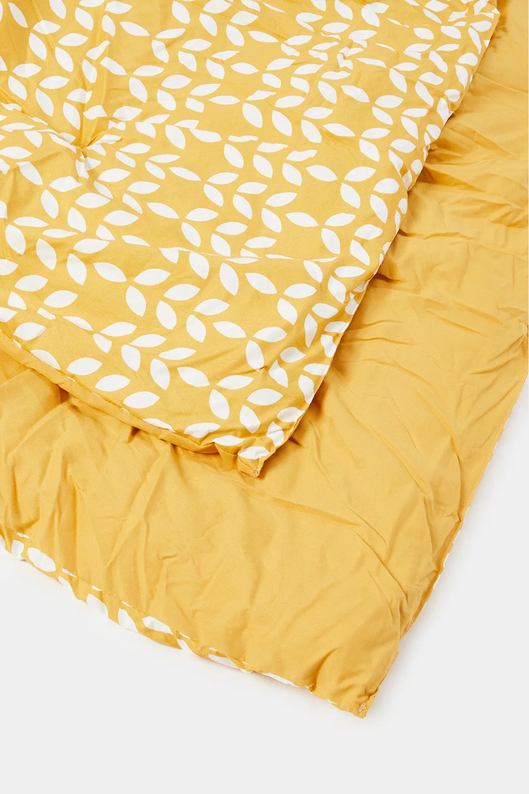 Yellow Leaves Printed Comforter Set (Single Size)