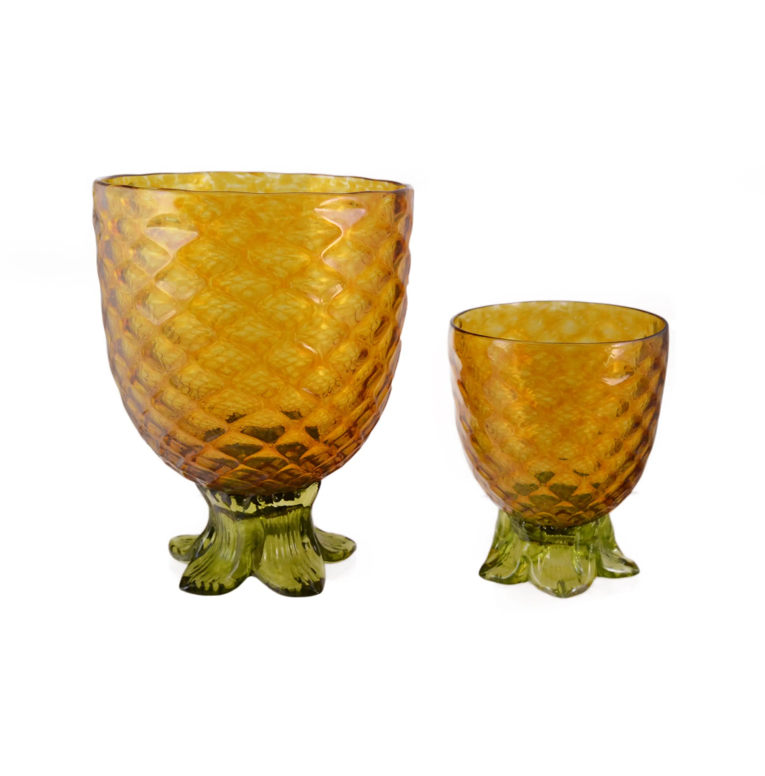 Yellow Pineapple Medium Cup